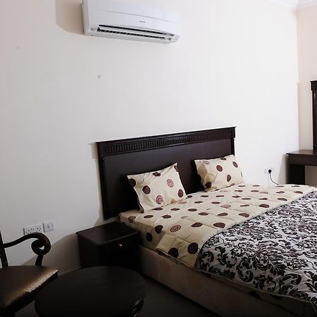 Al Jumhour Hotel Apartments Sur Exterior foto